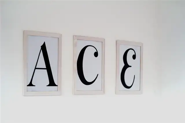 Белые рамы для фотографий ace