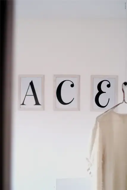 Белые рамы для фотографий ace front