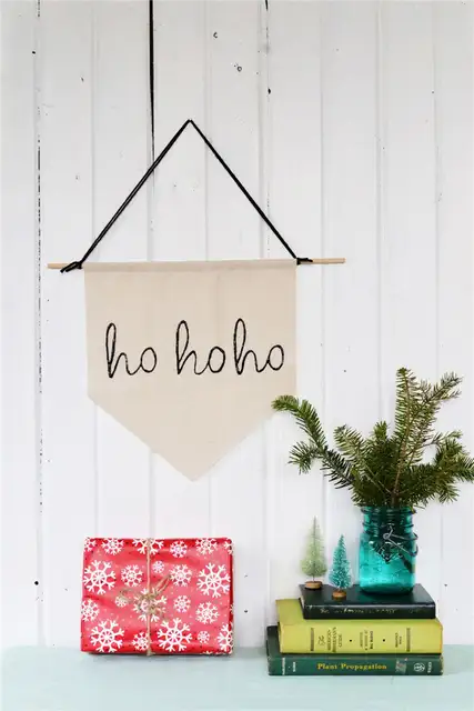 ho-ho-ho-christmas-banner-wall-dcor
