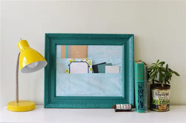DIY (своими руками) Cubicle Framed Fabric Organizer