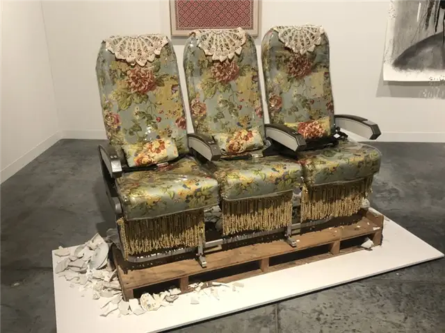 Космо Уайт