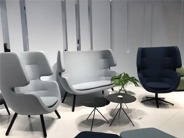 Кресло Moai Softline с большим количеством приватности и комфорта