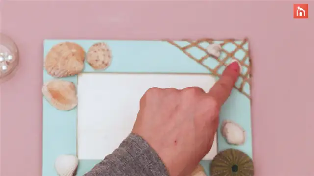 DIY (своими руками) Seashell Picture Frame - шаг 1 (32)