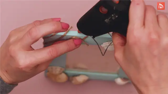 DIY (своими руками) Seashell Picture Frame - шаг 1 (19)