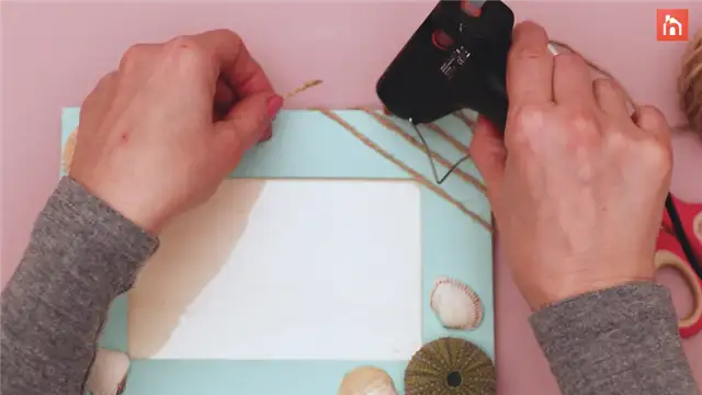 DIY (своими руками) Seashell Picture Frame - шаг 1 (24)