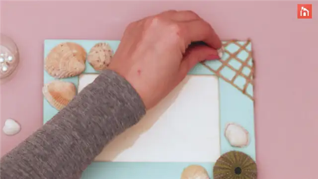 DIY (своими руками) Seashell Picture Frame - шаг 1 (31)