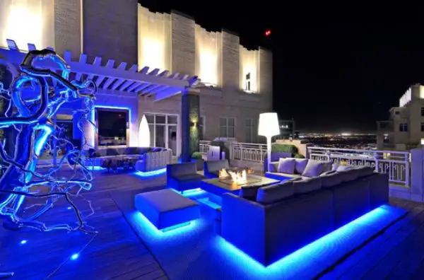 открытый-диван-дизайн-светодиоды