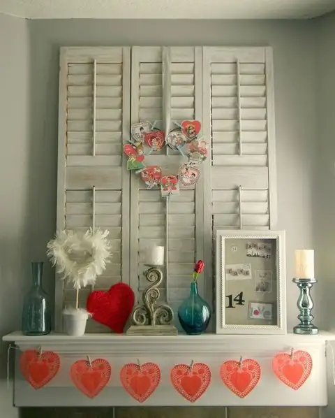 valentines-day-mantel-decor-ideas-