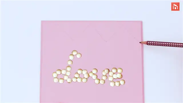 DIY (своими руками) thumbtacks sign (18)
