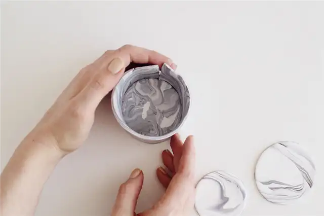 DIY (своими руками)-Marbled-Trinket-Dish-press