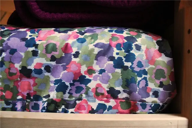 DIY (своими руками) Reversible Summer Quilt- Полоса ткани C на каждой длинной стороне ткани A