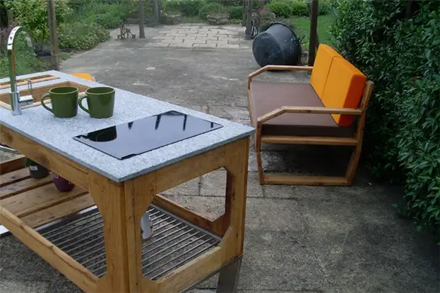 lg-electric-outdoor-kitchen2