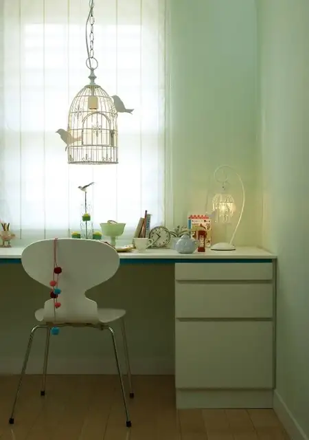 brid-cage-lighting-system-over-desk
