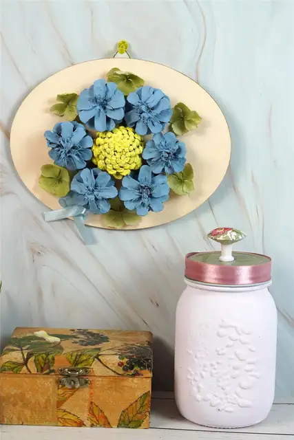 Простой DIY (своими руками) Pinecone Wall decor