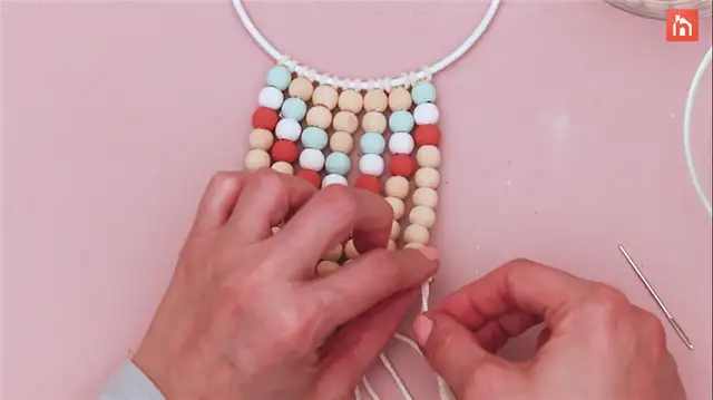 декор из деревянных бусин DIY (своими руками) (42)