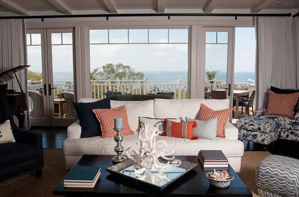 orange-pillows-add-elegance-for-a-living-room
