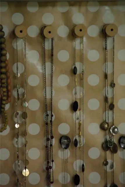 DIY (своими руками)-jewelry-wall-holder