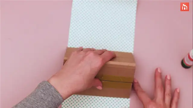 DIY (своими руками) органайзер для карандашей из картона (30)
