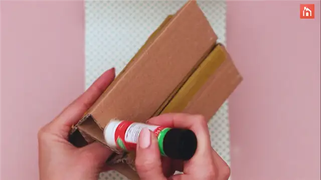 DIY (своими руками) органайзер для карандашей из картона (29)