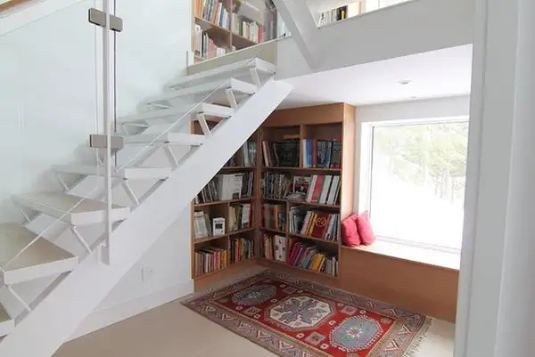 understairs-storage-reading-nook