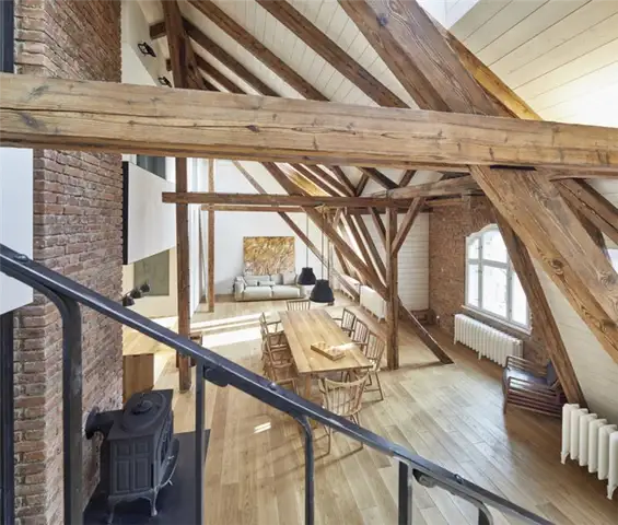 Вид на интерьер в мансарде Attic Apartment Vinohrady by caraa.cz