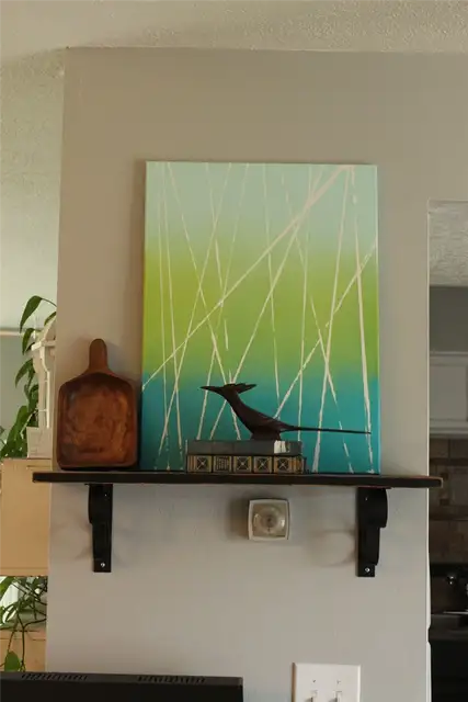 DIY (своими руками)-Abstract-Art-on-shelf