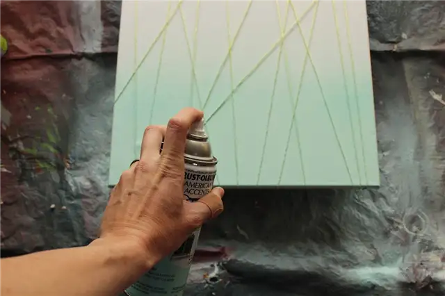 DIY (своими руками)-Abstract-Art-begin-spray-painting
