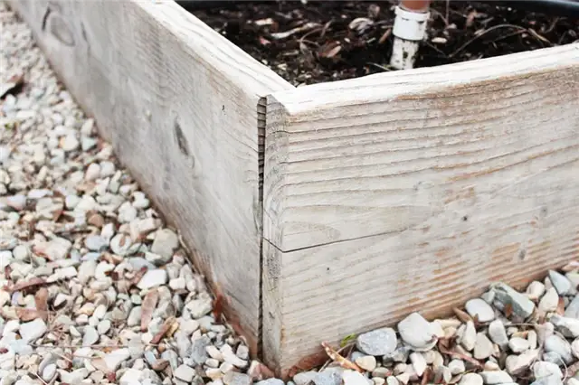 Raised Garden Box - доски из восстановленной древесины