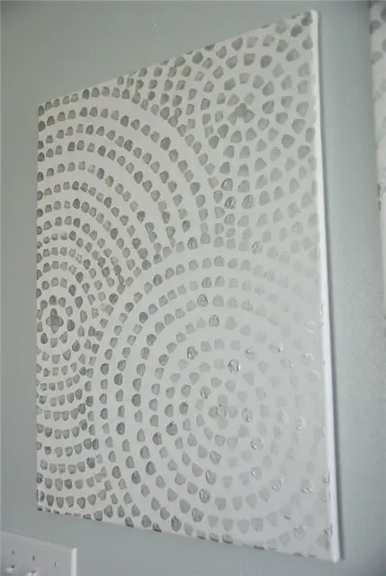 diy-canvas-wall-art-duo