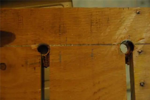diy-pallet-wine-rack-drilled