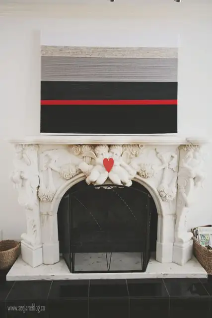 DIY (своими руками)-yarn-wrapped-canvas-via-seejaneblog
