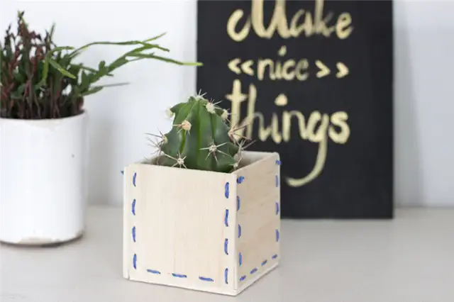 деревянная подставка для растений diy