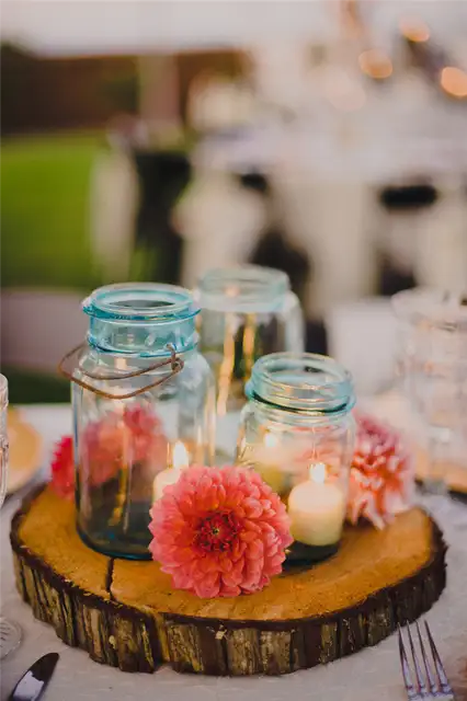 blue-mason-jar-rustic-wedding-centerpieces