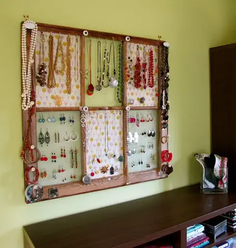 Studio-Makeover-Window-Frame-Jewelry