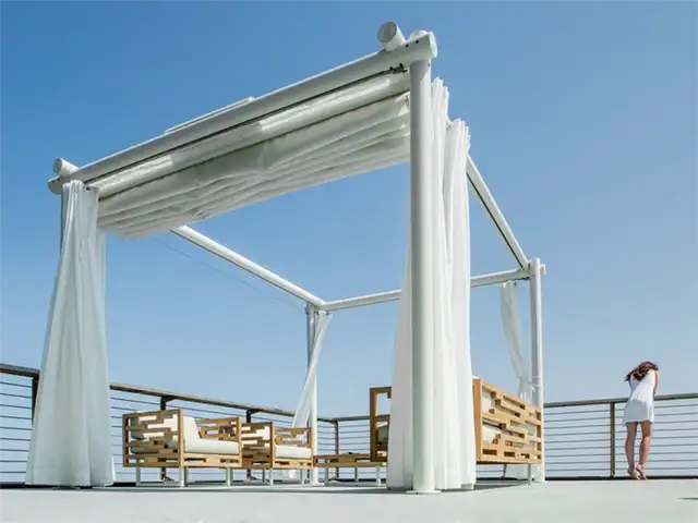 HAT-pergola-day-view