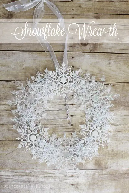 DIY (своими руками) Венок из снежинок