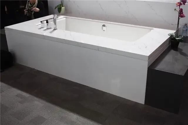 Облицовка ванны мрамором Vicostone