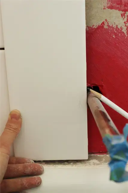 DIY (своими руками) Tile Shower Tub Surround - измерьте и вырежьте