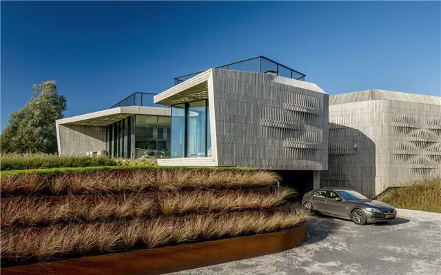 The-W.I.N.D-House- входной уровень