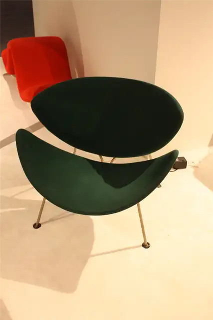 кресло середины века jousse green