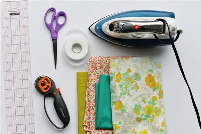 DIY (своими руками)-No-Sew-Fabric-Napkins-Supplies