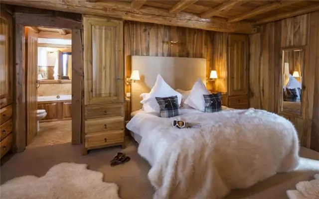 Спальня Chalet Le Chardon с ванной комнатой