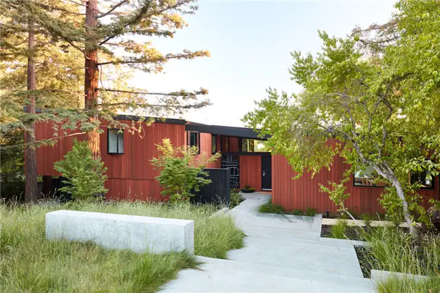 Stanford Mid-Century Modern Remodel Addition by Klopf Architecture - прихожая