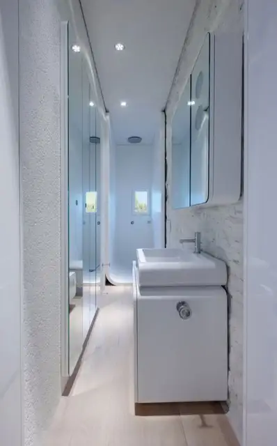 The-House-With-View-of-the-Future-bathroom