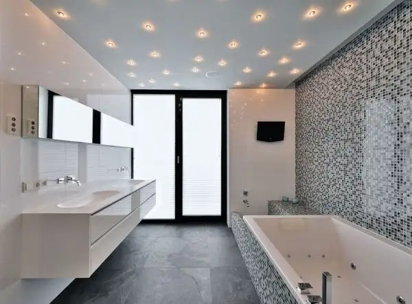 Bemmel-Residence-bathroom-lights-on-ceiling