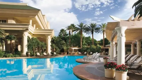 Four Seasons3