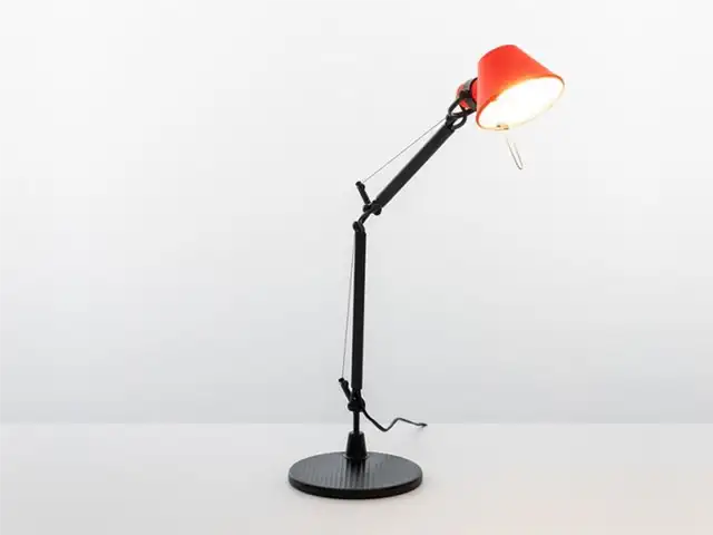 Настольная лампа Artemide