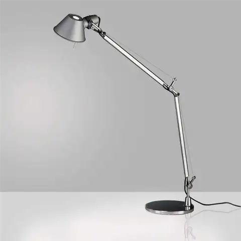 Настольная лампа Artemide Tolomeo