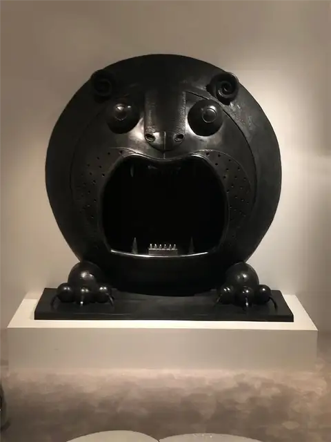 Галерея