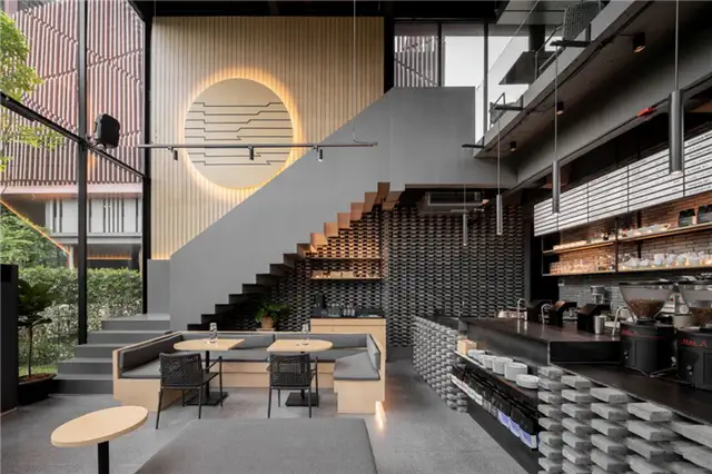 Дизайн интерьера кофейни Kaizen Coffee Shop от space+craft